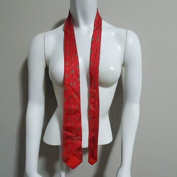 Lillian Vernon Christmas Tree Patterned Silk Tie - Picture 3 of 5